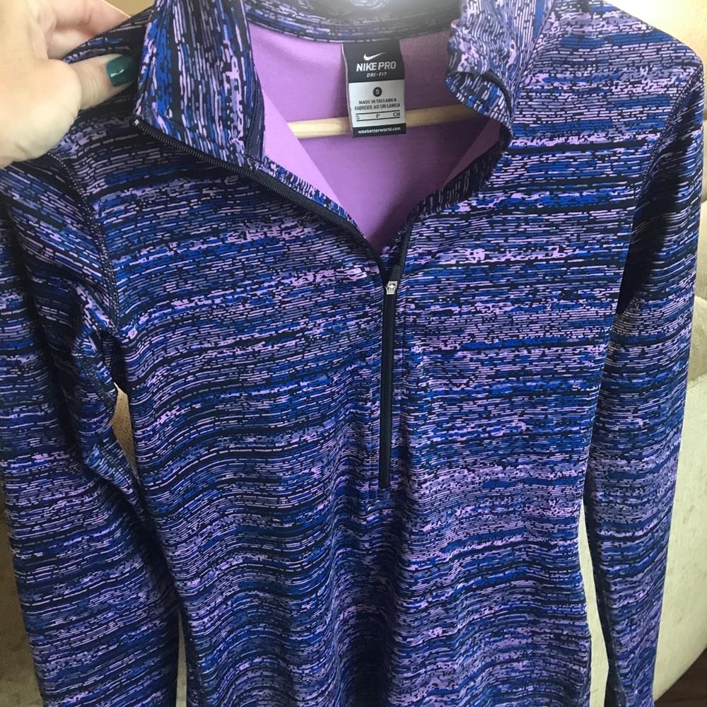Nike pullover